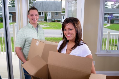Compact removal van for small removals in Debeauvoirtown